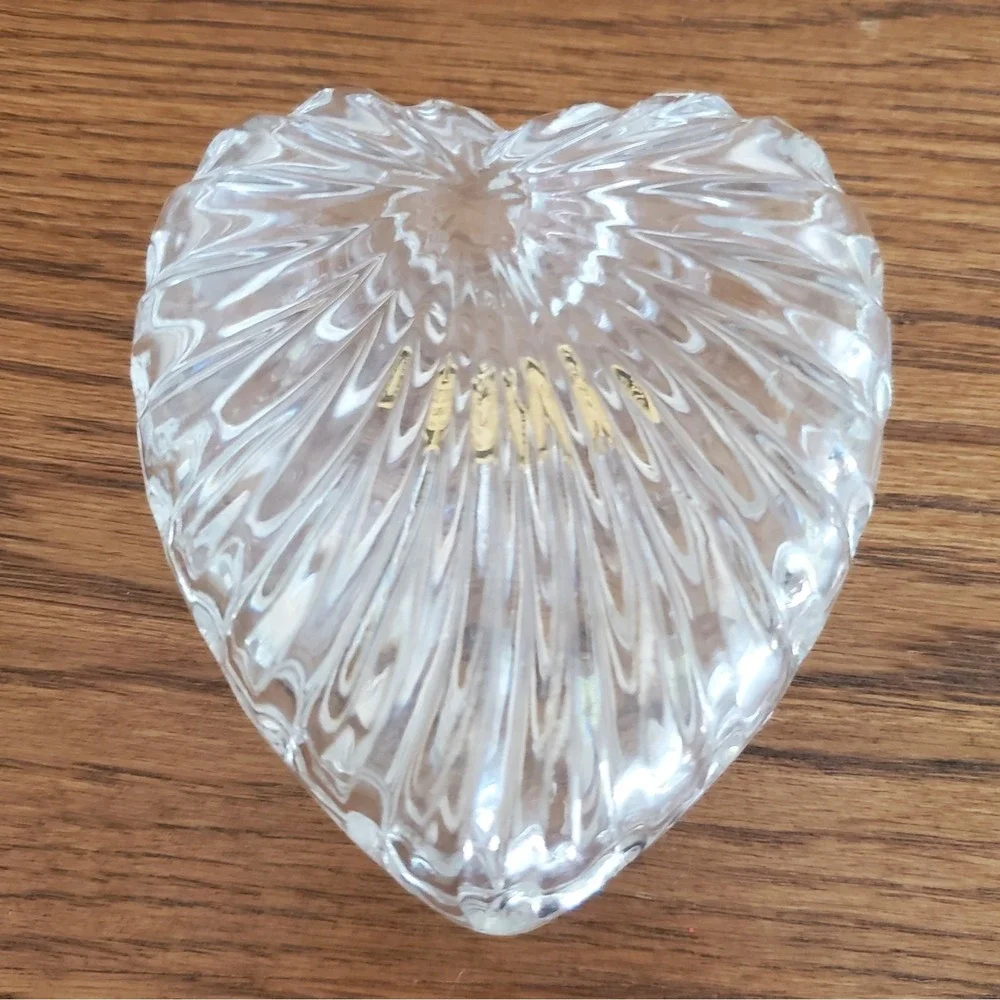 Vintage Zajecar 24 Lead Crystal Glass Heart Trinket Box with Lid Yugoslavia